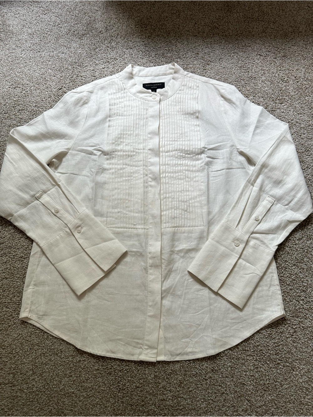 NWT Banana Republic Cream Linen Blend Tuxedo Shirt Size M - Picture 3 of 9